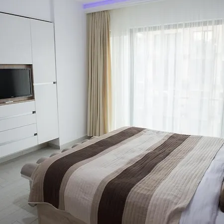 White Sunway Studio דירה